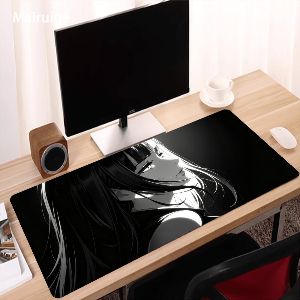 لوحة ماوس كبيرة بتصميم فتاة أن - مراجعة Desk Setup For Work وسعره