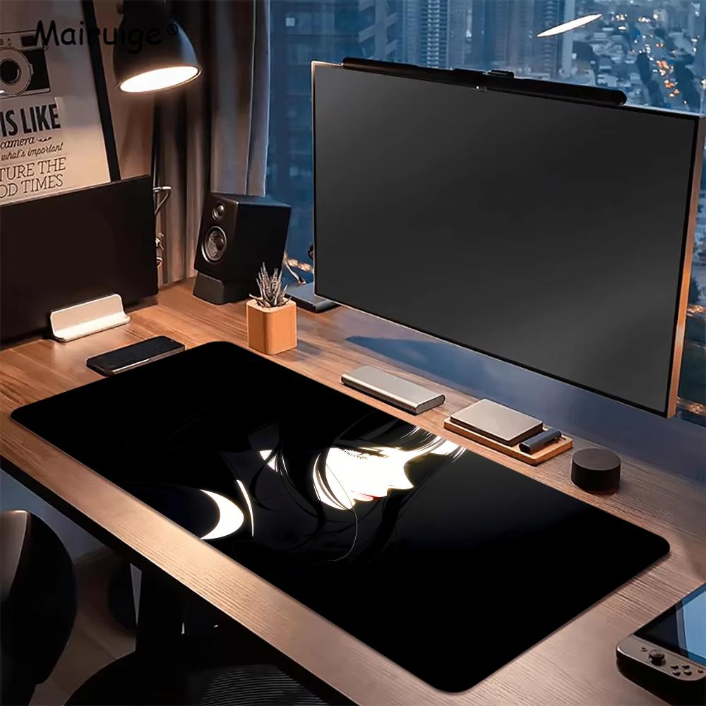 لوحة ماوس كبيرة بتصميم فتاة أن - مراجعة Desk Setup For Work وسعره